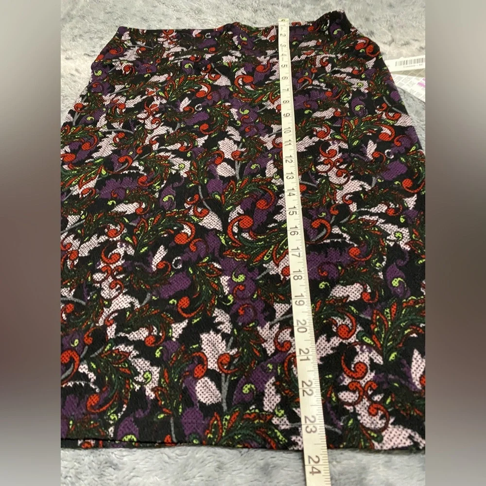 CLOSET CLEAR OUT ON ALL LULAROE MAKE AN OFFER BUNDLE NWT MEDIUM FLORAL HIGHWAIST - Picture 5 of 8